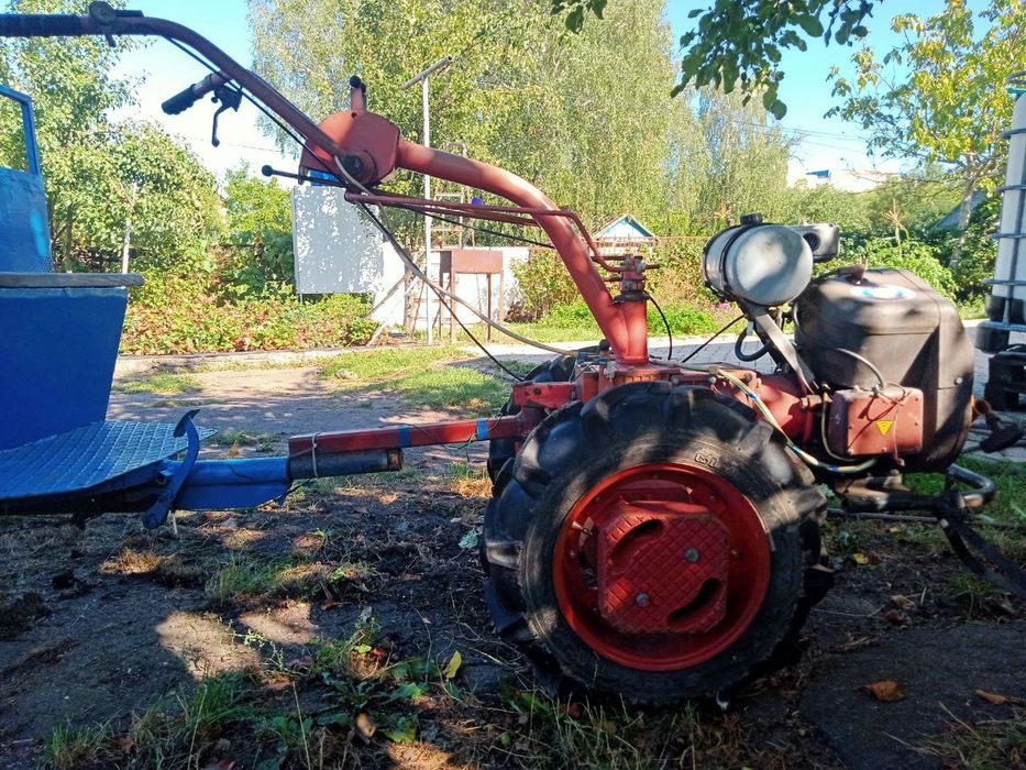 Продаю  мотоблок