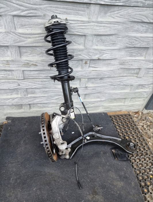 Hyundai IONIQ 5, KIA EV 6 стійка, ричаг, цапфа, ступиця, шарова