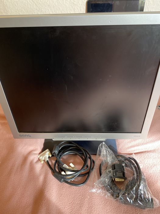 Продам монитор Beno FP91GX
