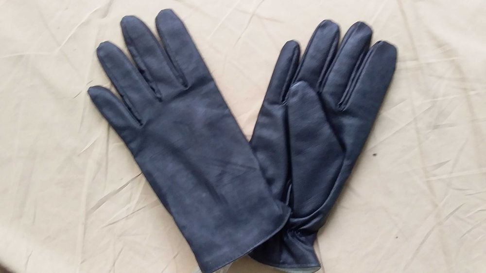 Рукавички чоловічі-нові-шкіра натуральна-осінь,зима-S