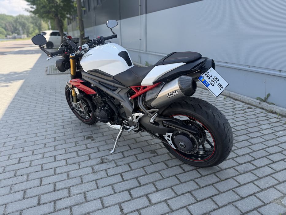 Triumph Speed Triple 2016 VIN SMTTPN255GG754394 фото оголошення 5 з 15