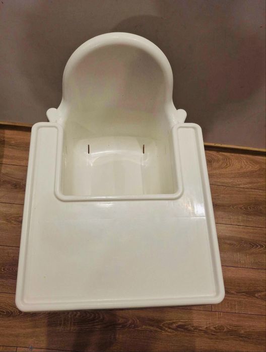 Krzeselko Ikea do karmienia