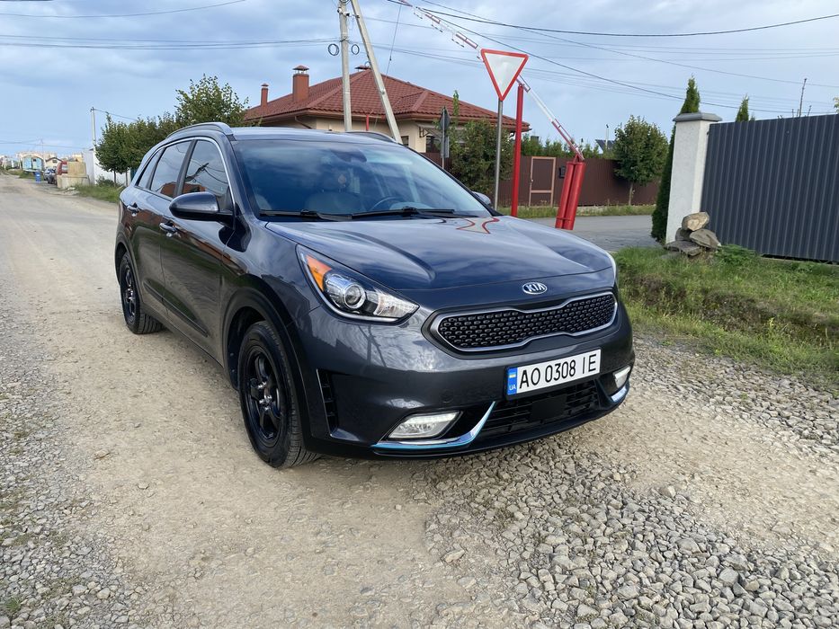 Кіа ніро ПЛАГІН -гібрид автомат Киа ниро авто хюндай бензин срочно