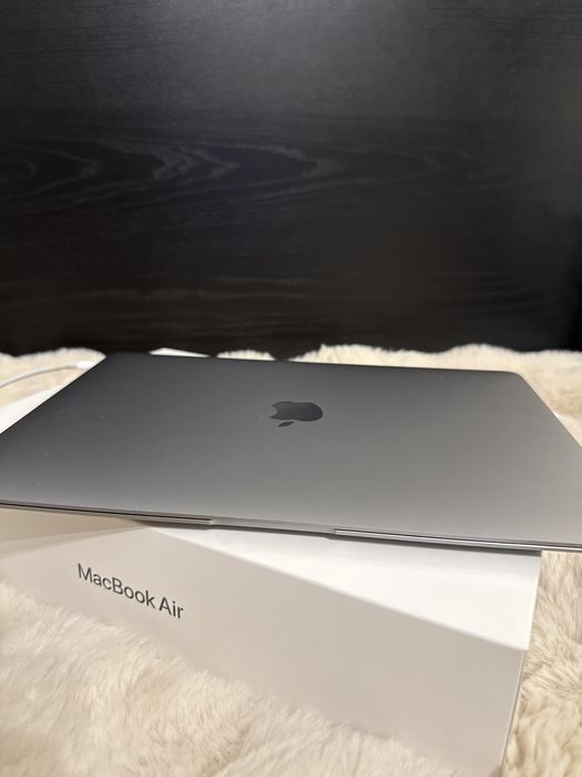 MacBook air  M1