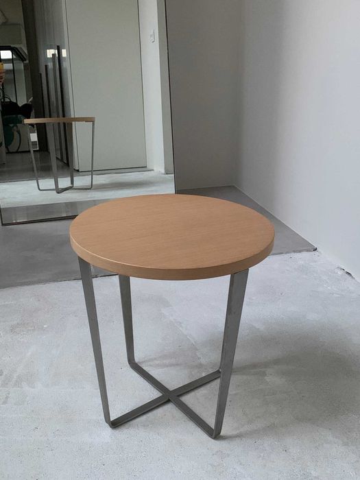 Mesa Apoio Porada Rosie