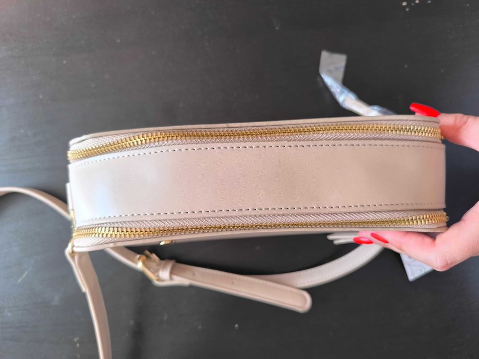 Mala bege nova com etiqueta