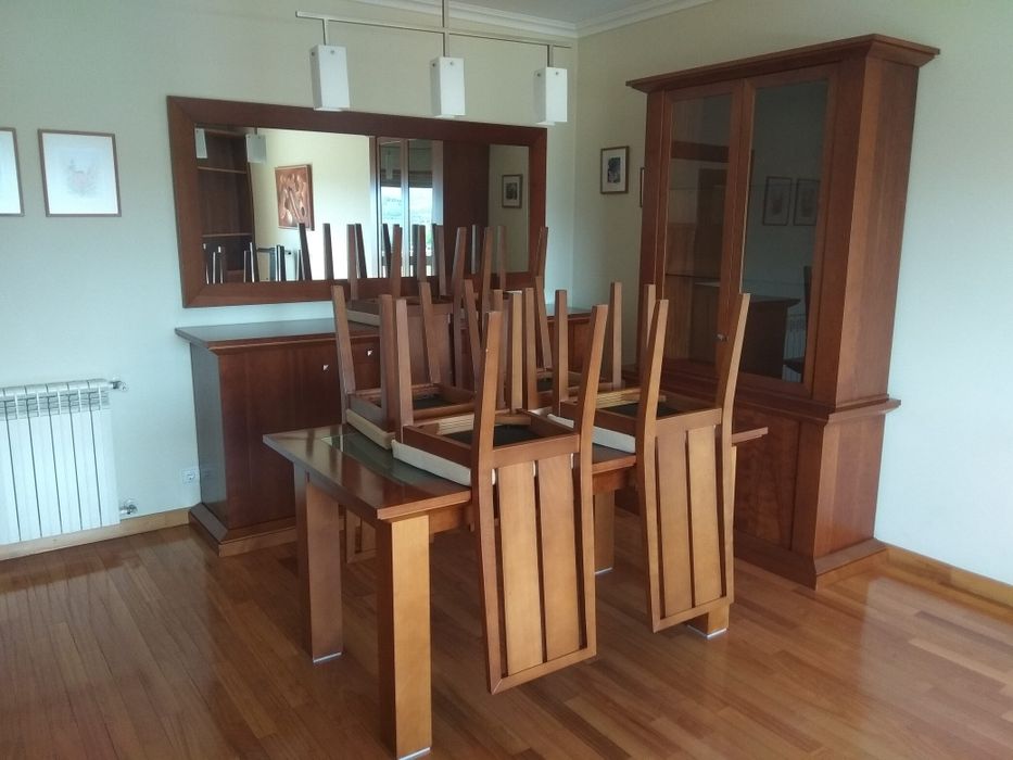 Mobília sala de jantar madeira maciça