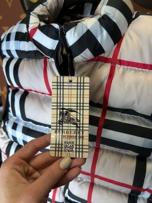 MEGA SALE -40% Женская жилетка Burberry ЖИЛЕТ демисезон безрукавка хит