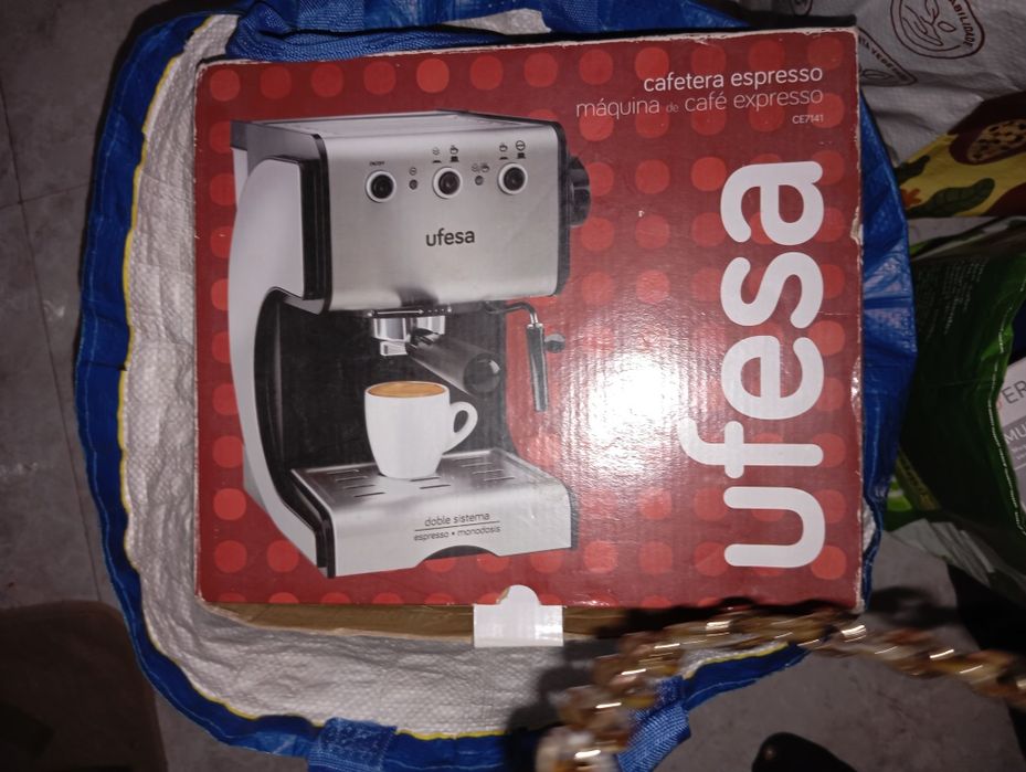 Máquina de café Ufesa NOVA