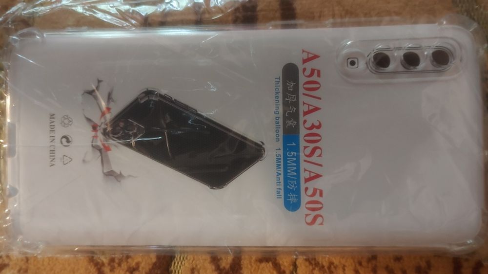 Чехол силиконовый прозрачный для смартфонов LG G8X /V50S .