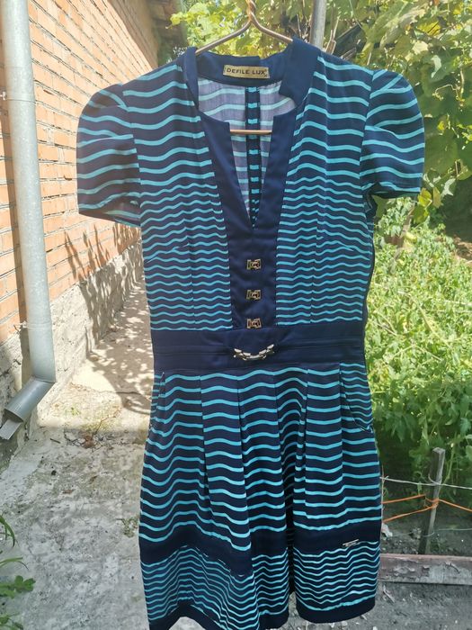 Платье нарядное в школу или университет