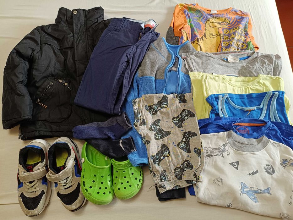 Віддам речі на 7 років