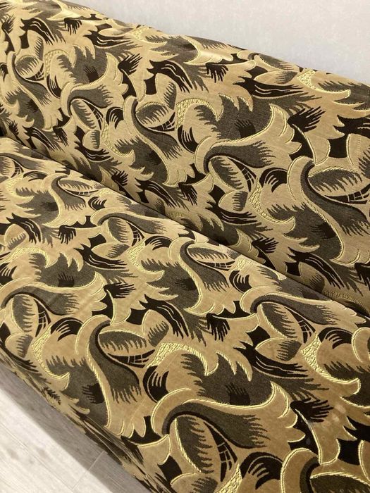 Диван в гарному стані