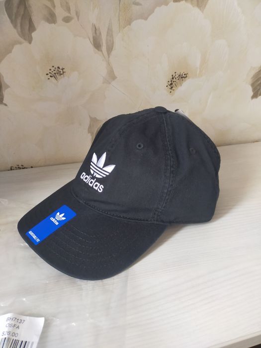 Чоловіча кепка Adidas