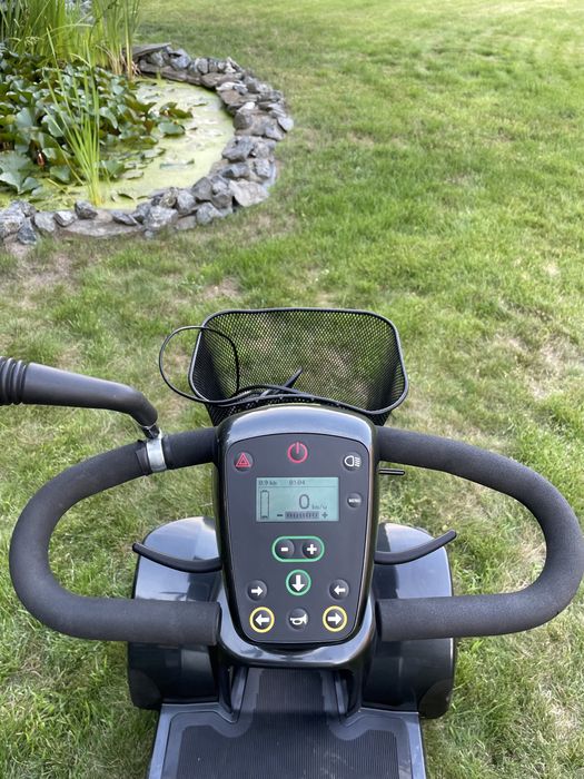 Elektryczny wózek inwalidzki skuter czterokołowy Mezzo