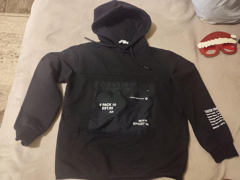 Дуже стильна чорна кофта для хлопчика  8р, 128см