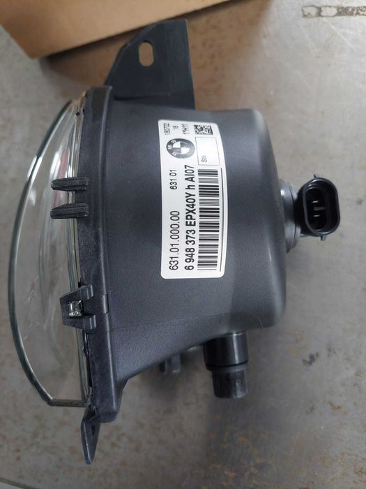 farol nevoeiro esq NOVO ORIGINAL BMW E90/E91