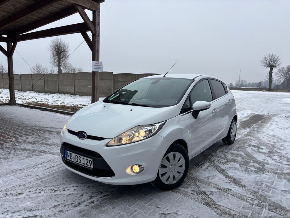 Ford Fiesta 1.4 Benzyna ~ Titanium ~ 5 Drzwi ~ Klimatyzacja ~ ISOFIX ~ 157 tys km
