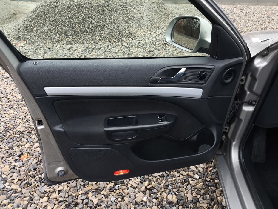 Skoda Octavia 2011 року Свіжопригнана з Австрії 1.6 МПІ mpi Шкода