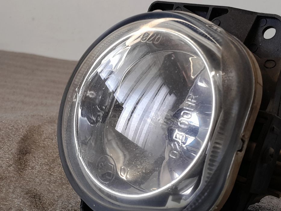 Farol nevoeiro frente esquerdo FIAT Linea (323_)