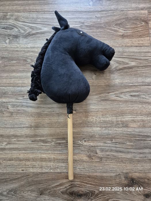 Hobby Horse rozmiar A3, kantar w zestawie.