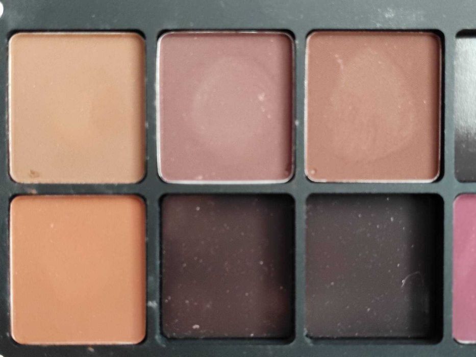 Inglot cienie matowe Freedom System 7 szt + paleta / kasetka