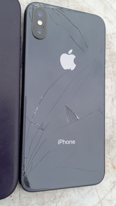 Продам iphone X. 64gb. neverlock.