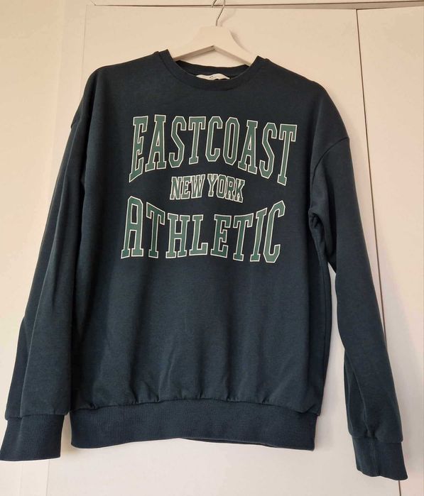 Bluza zielona z napisami