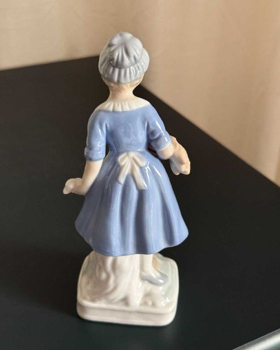 Vintage porcelanowa figurka Żniwiarka – prawdopodobnie Carl Scheidig