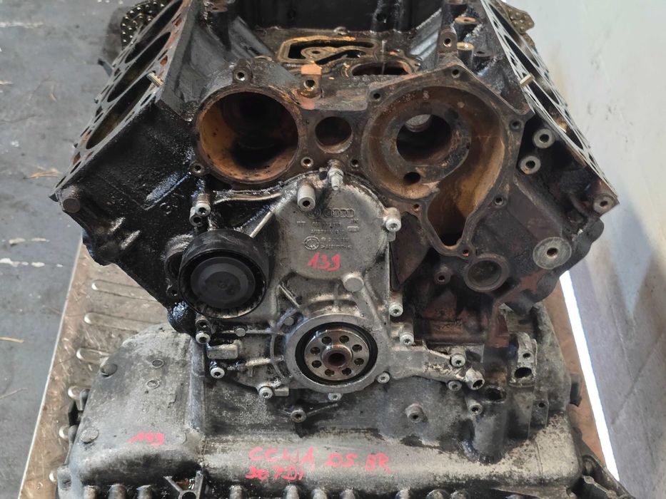 Blok silnika dół wał tłoki Audi Q5 8R A5 8T A4 B8 3.0 TDI CCW