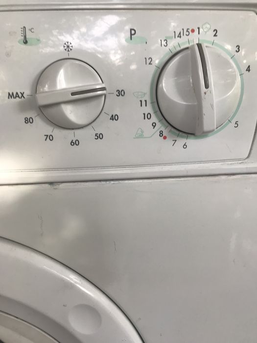 Продам стиральную машинку Indesit