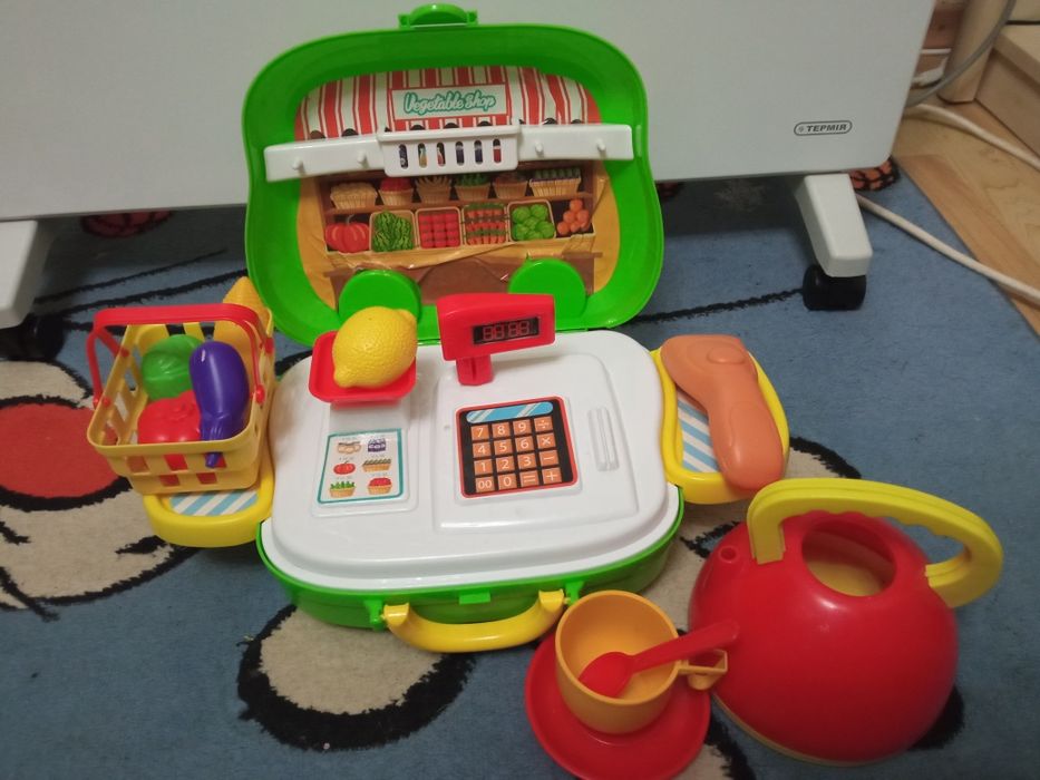 Продам набор магазин детский