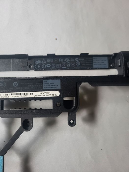 Sprzedam obudowe kadlubek do laptopa DELL Latitude E6230 P14T