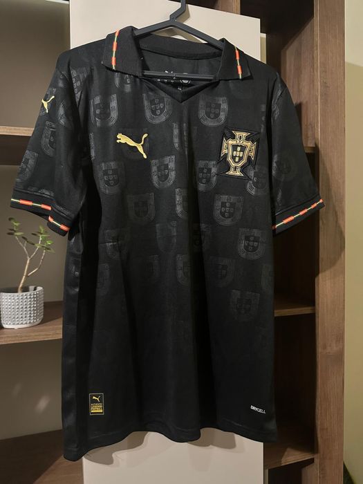 Camisola futebol Portugal Pantera negra