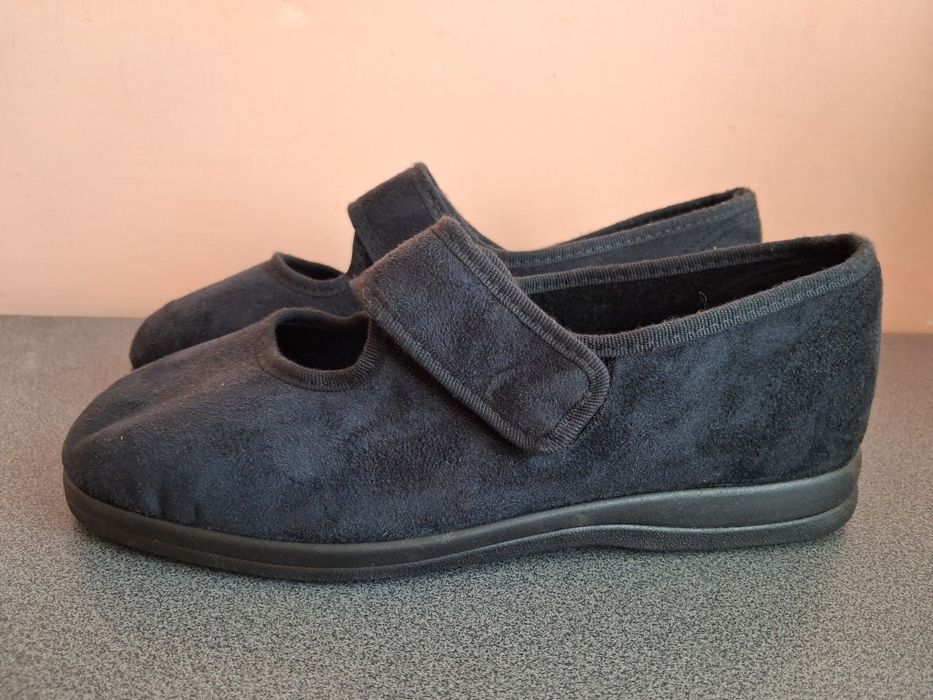 Cosyfeet  Англія тапки 42 р.Нові.