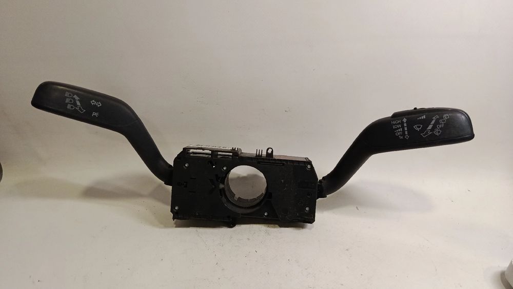 Conjunto / manetes de luzes e limpa vidros SEAT Ibiza IV (6J5, 6P1)