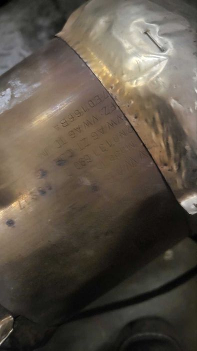 Сажовий фільтр Вихлопна Каталізатор VW Crafter II 2.0 tgi 2N0131690