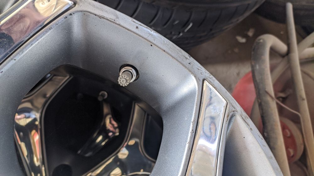 Диски Шевроле Малибу Mak Magnum 9j r18 pcd 5x120 ET40 d76