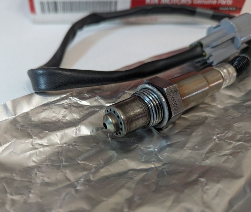 Датчик кислорода, лямбда-зонд KIA 392102B323