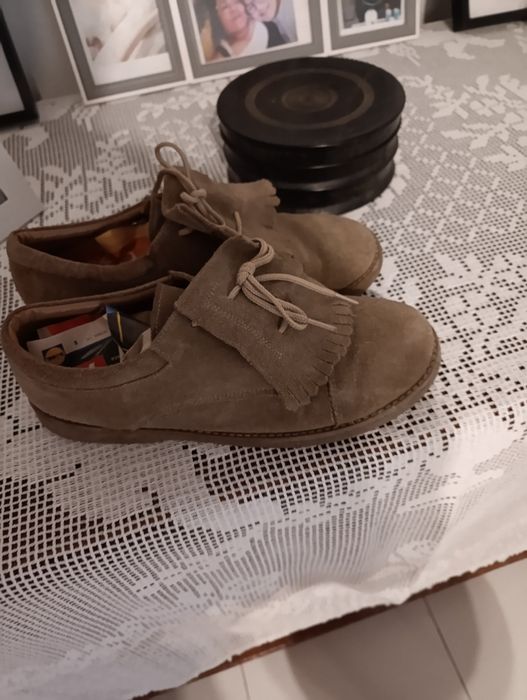 Vendo sapatos criança