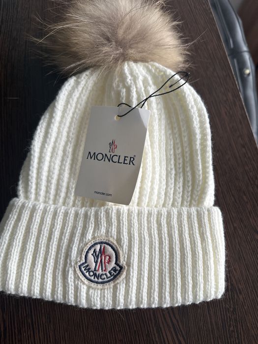 Piekna czapka, nietrafiony prezent, nowa z metka