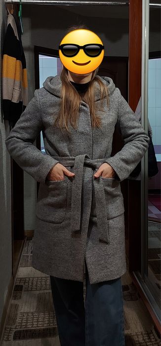Продам пальто демісезон