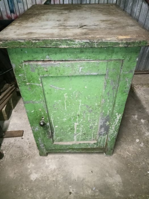 Szafka drewniana podstawa wiertarki
