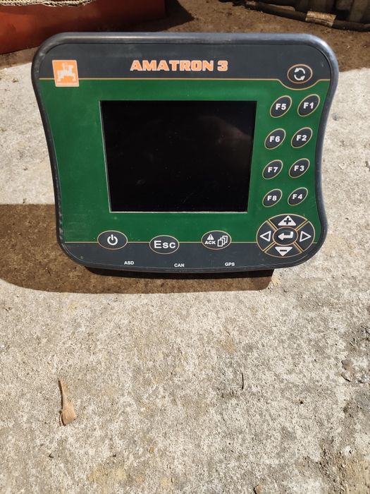 Amatron 3 z anteną