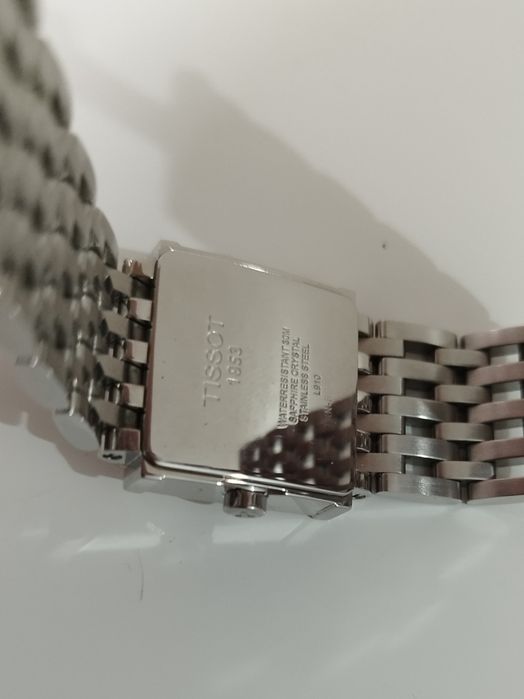 Relógio tissot modelo T02.1.181.81