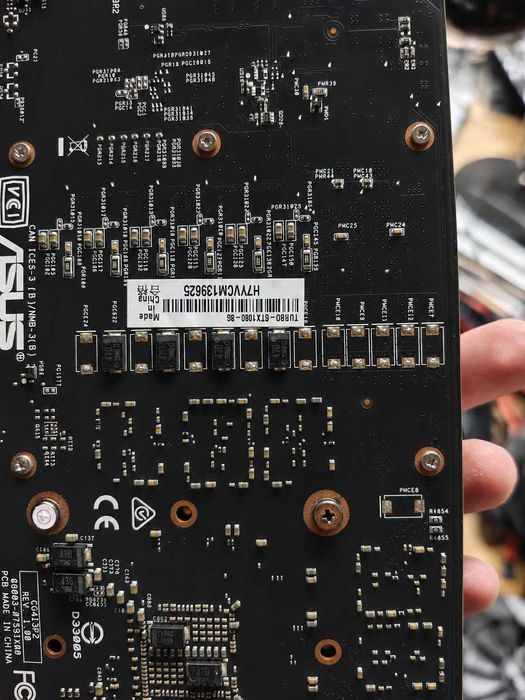 ASUS Turbo GeForce GTX 1080 8GB sprawna egz. 1/2