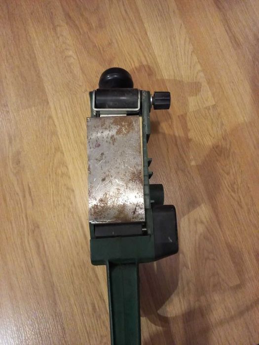 Ленточная шлифмашина Bosch PBS 60 E