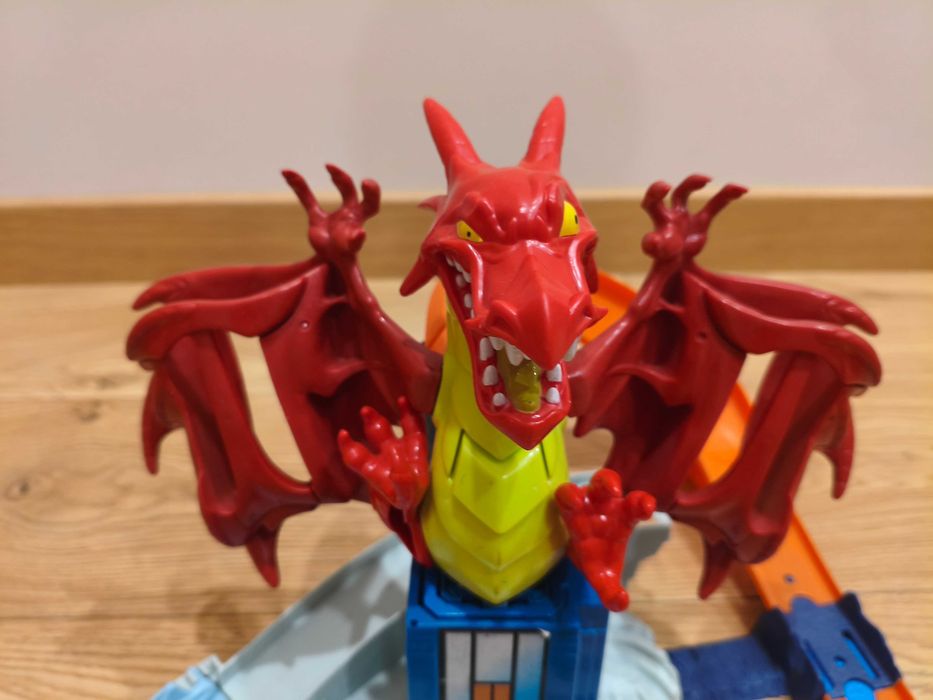 Трек Hot Wheels DWL04 Dragon Blast