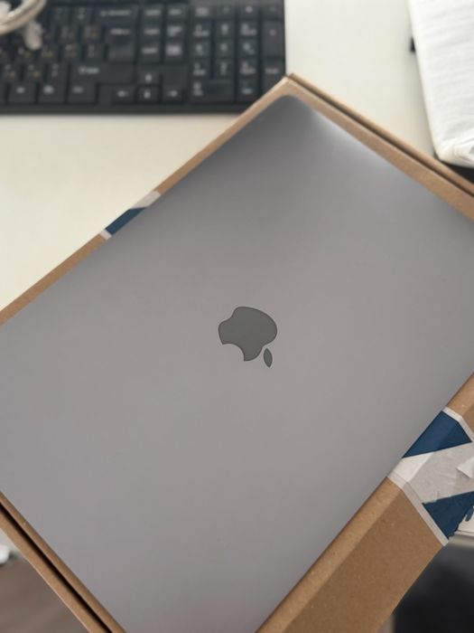 Кришка MacBook Pro 13 А1706А/1708 Space Grey (дисплей розбитий, на запчастини)