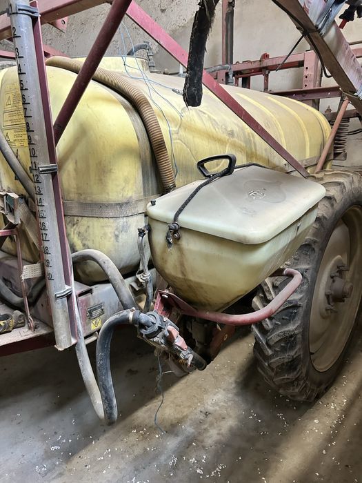 Opryskiwacz hardi tr2000